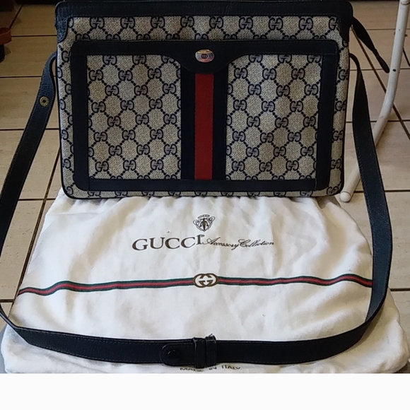 Gucci Unisex Navy and Gray Messenger Bag - Picture 1 of 3